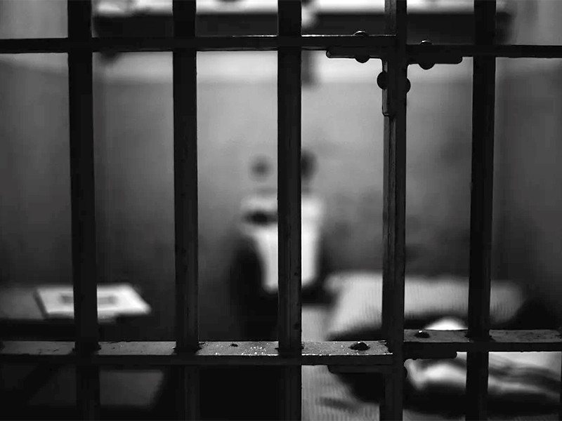 Во избежание распространения коронавирусной инфекции в тюрьмах губернатор штата Калифорния Гэвин Ньюсом распорядился освободить 8 тыс. заключенных
