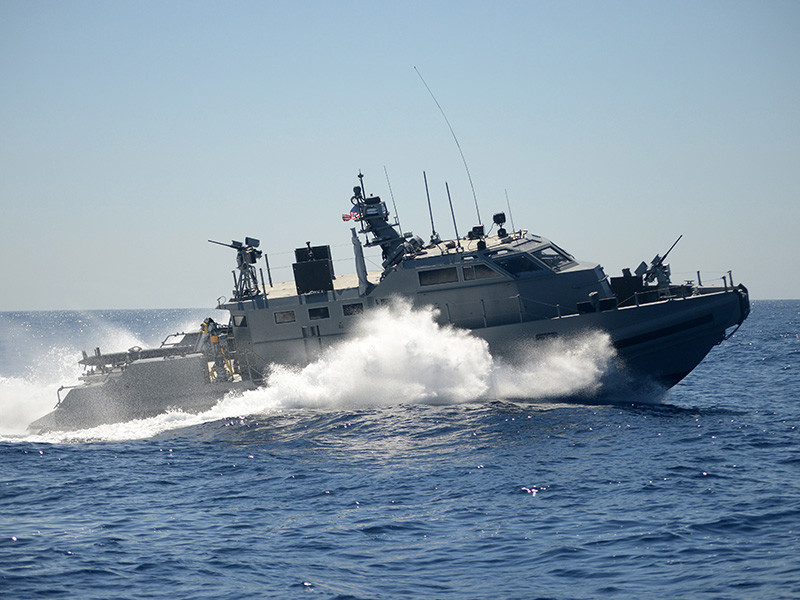 Командующий ВМС Украины обещает "обуздать" Россию на Азове с помощью американских катеров Mark VI с ракетными комплексами