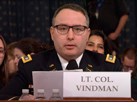 Подполковник Виндман, ставший одним из главных свидетелей по делу об импичменте Трампа, подал в отставку