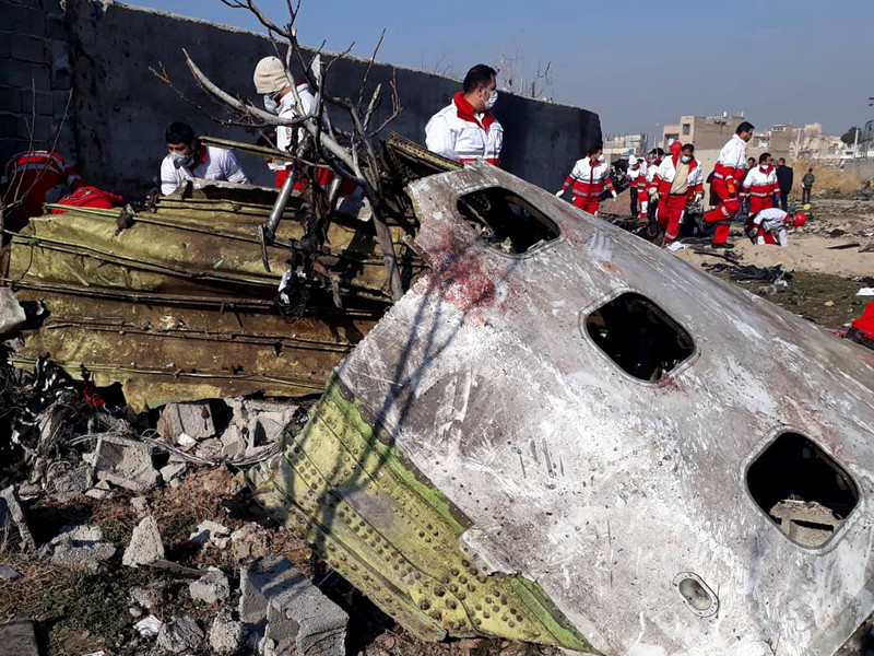 8 января под Тегераном после взлета был сбит пассажирский лайнер Boeing 737-800 авиакомпании "Международные авиалинии Украины"