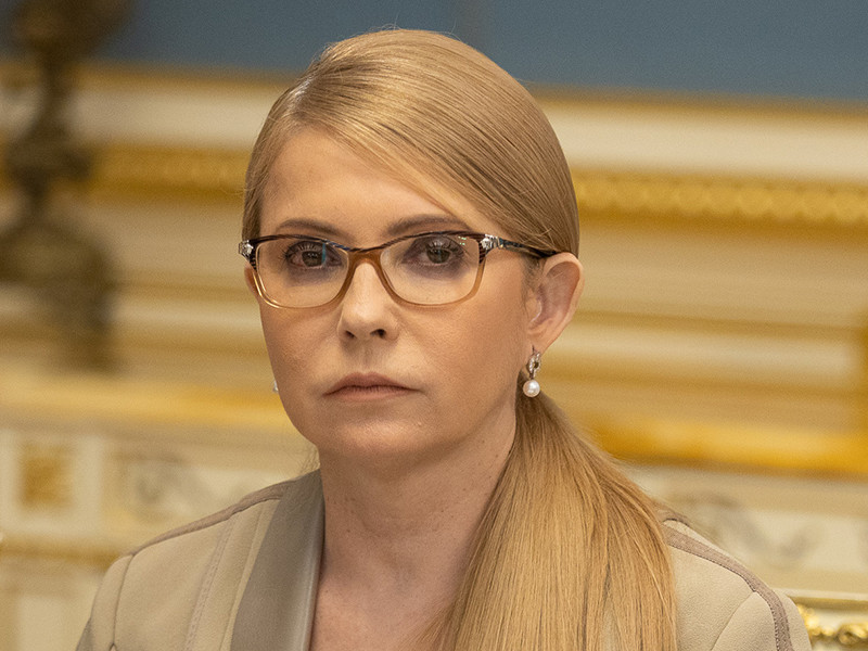 Заболевшую коронавирусом Юлию Тимошенко подключили к аппарату ИВЛ