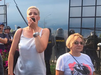 Накануне Лилия Власова вместе с Марией Колесниковой и Максимом Знаком пришли на многотысячный митинг на проспекте Победителей в Минске