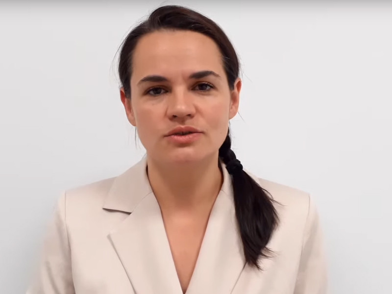 Кандидат в президенты Белоруссии Светлана Тихановская, которая была вынуждена уехать в Литву, выступила с новым видеообращением к нации