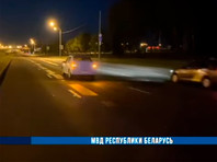МВД Белоруссии сообщило о гибели 19-летнего "участника протестов" под колесами автомобиля