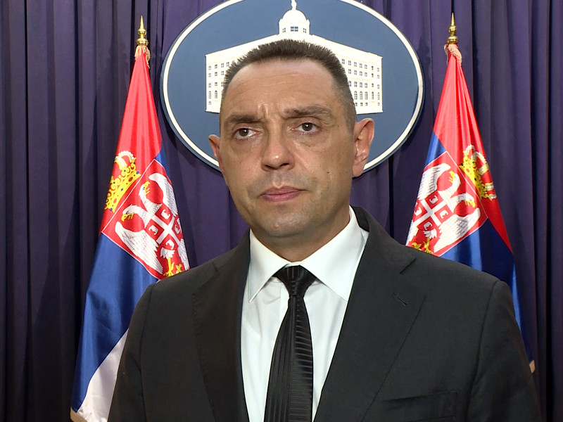 Министр обороны Сербии Александр Вулин