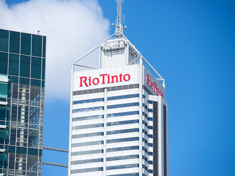Глава горнодобывающей компании Rio Tinto уйдет в отставку после скандала с пещерами австралийских аборигенов
