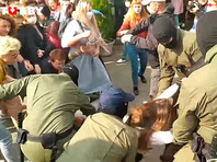 В Минске неопознанные силовики жестко задержали участниц женского марша (ФОТО, ВИДЕО)