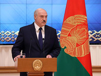 Лукашенко лишил дипломатического ранга бывших послов Латушко и Лещеню, поддержавших протесты