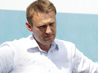 "Моральная ответственность - это первый шаг. Шаг второй - подотчетность по фактам. Третий шаг - экономическая ответственность", - перечисляет колумнист NYT меры, которые, по его мнению, должны быть предприняты в отношении России в связи с отравлением Навального