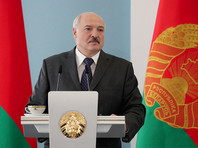 Комментируя ситуацию с Кондрусевичем, президент Белоруссии Александр Лукашенко заявил, что тот якобы неожиданно выехал "для консультаций" в Варшаву, получил там "определенные задачи" и попал в список невъездных