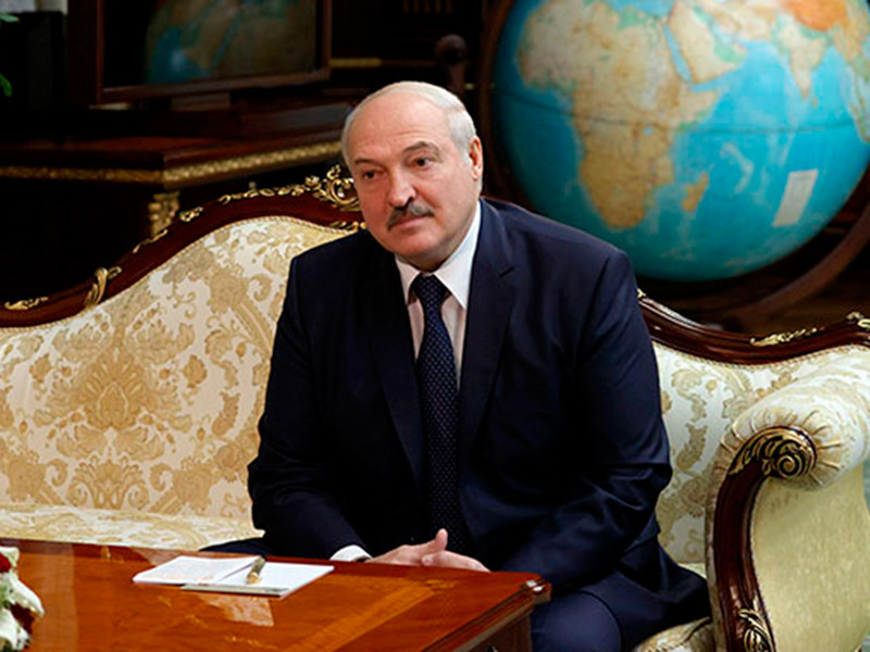Лукашенко назвал свою секретную инаугурацию "внутренним делом страны": "Мы никого и не просили признавать наши выборы"