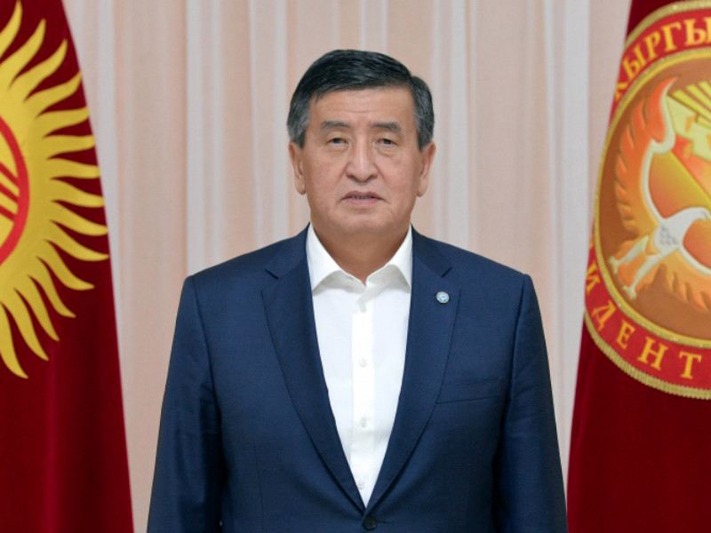 Президент Киргизии Сооронбай Жээнбеков объявил об уходе в отставку