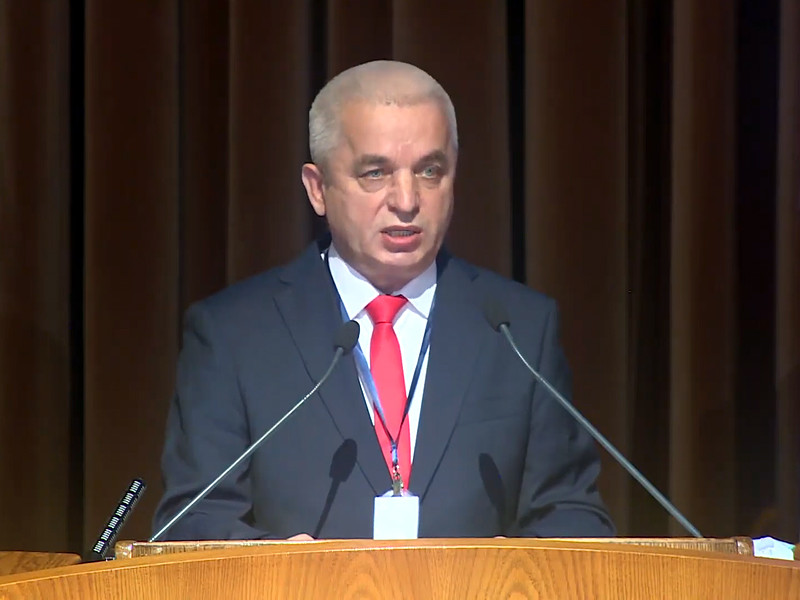 Руководитель российско-сирийского межведомственного координационного штаба по возвращению беженцев Михаил Мизинцев на Международной конференции по возвращению беженцев на территорию Сирии