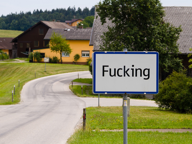 Деревня Fucking в Австрии поменяет название, устав от издевательств туристов