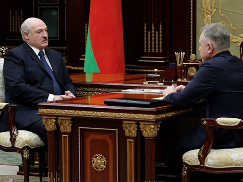 Лукашенко пригрозил ликвидацией частным предприятиям, если они не создадут профсоюзы