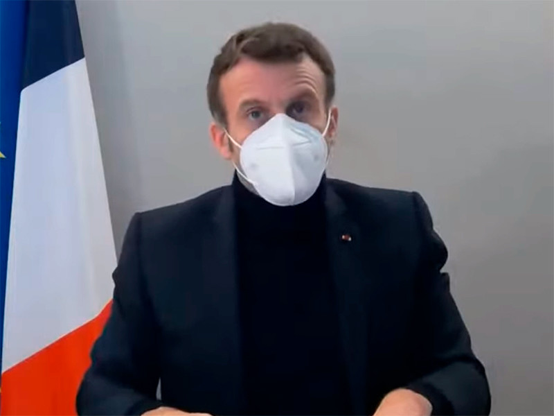 Президент Франции Эммануэль Макрон, у которого накануне подтвердился коронавирус, сообщил, что чувствует себе неплохо