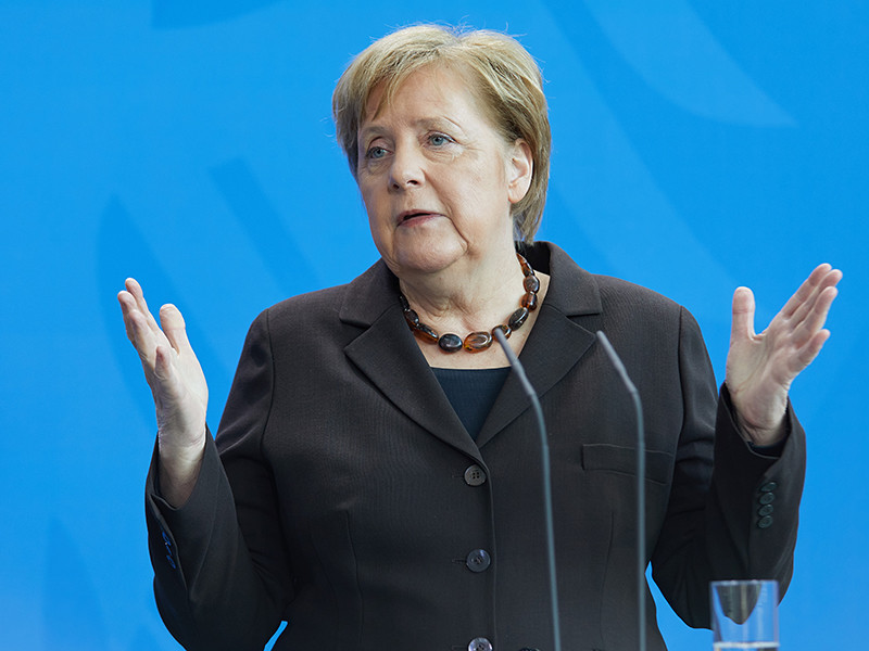 Меркель назвала коронавирус "темой столетия" в своем последнем новогоднем обращении в качестве канцлера