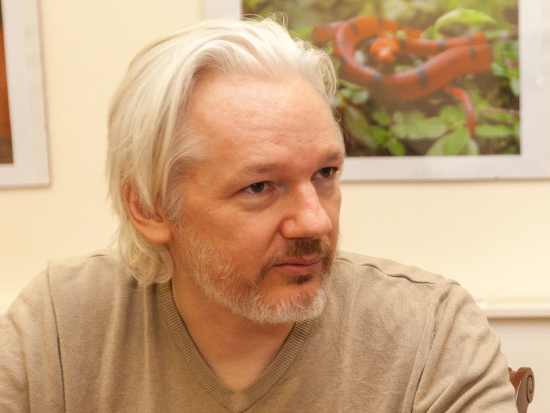 Лондонский суд отказался освободить под залог основателя WikiLeaks Джулиана Ассанжа