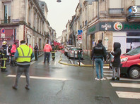 Мощный взрыв прогремел в здании недалеко от центра французского города Бордо. О погибших не сообщается, пострадали не менее трех человек. Один из пострадавших, 89-летний мужчина, находится в тяжелом состоянии
