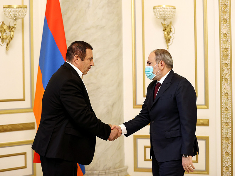 18 марта премьер-министр Республики Армения Никол Пашинян провел встречу с лидером фракции “Процветающая Армения” Гагиком Царукяном