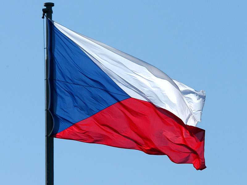 Чехия готовит иск к России о компенсации "огромного ущерба", причиненного сотрудниками ГРУ взрывами во Врбетице в 2014
