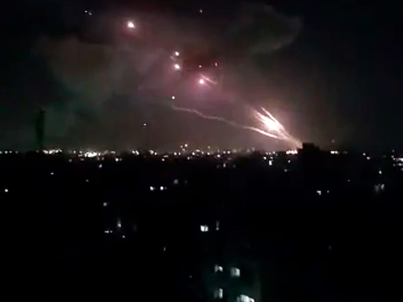 Вечером 12 мая продолжаются ракетные удары по Израилю