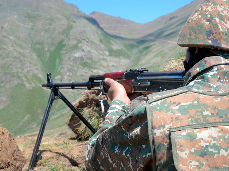 Часть личного состава Вооруженных сил (ВС) Азербайджана вечером 22 мая покинула территорию Армении и вернулась на исходные позиции