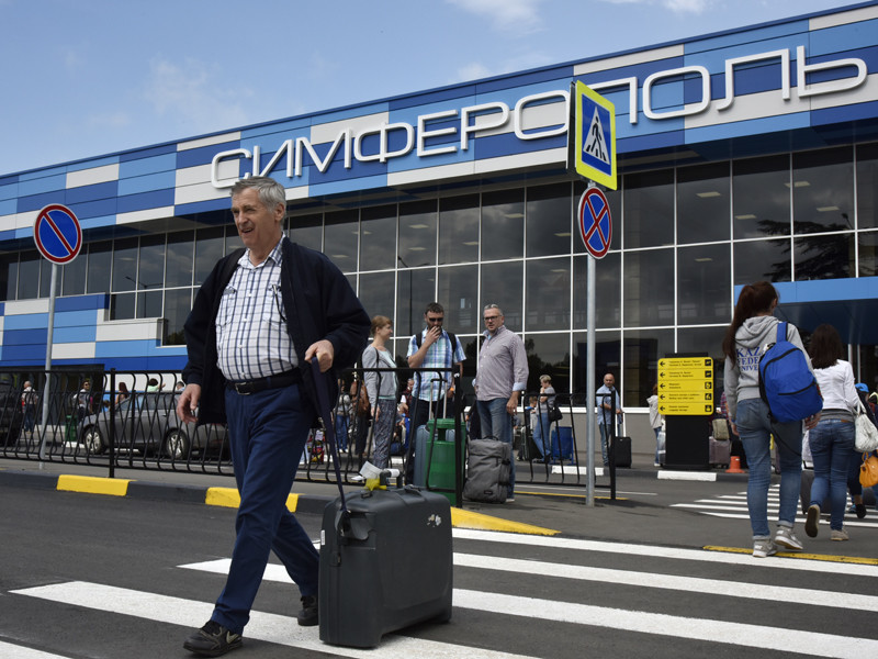 Крымские власти передали аэропорт Симферополя в управление ООО "Международный аэропорт "Симферополь"