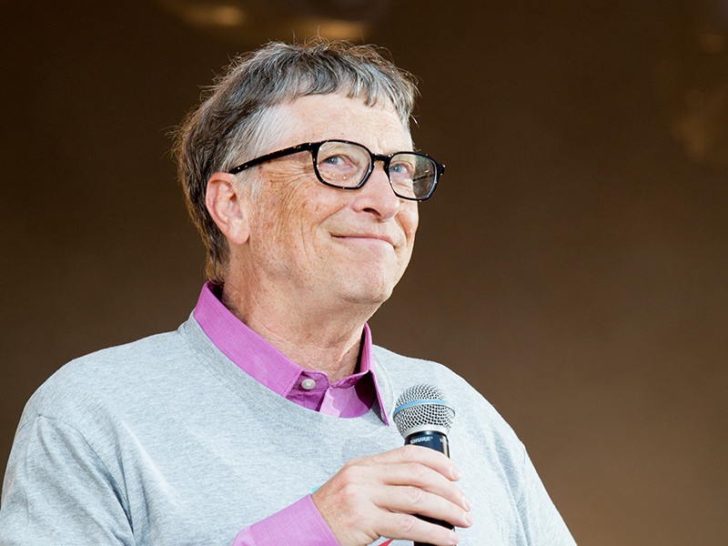 Состояние основателя корпорации Microsoft Билла Гейтса, по данным Bloomberg, достигло рекордной отметки в 90 миллиардов долларов