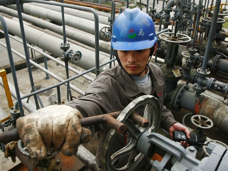 В октябре Китай существенно сократил импорт большинства видов сырьевых товаров, включая нефть, уголь, медь и железную руду