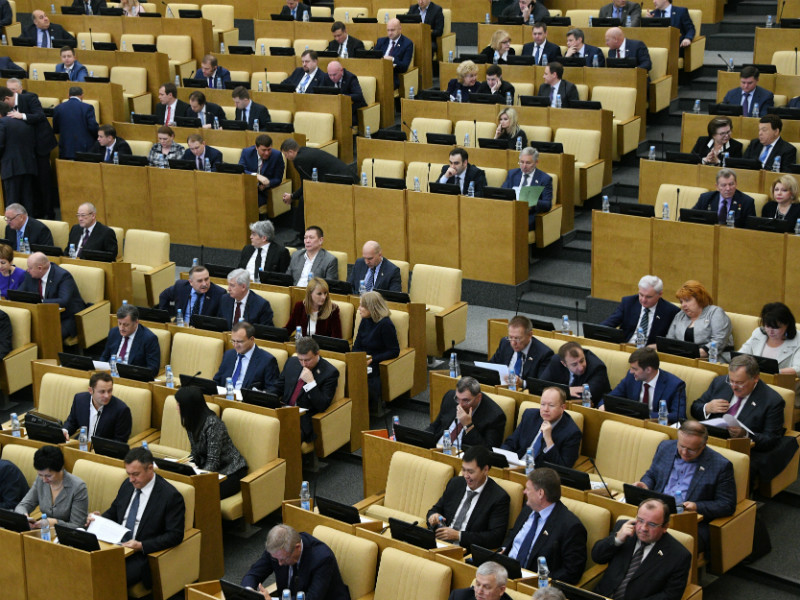 Одобренный на заседании законопроект был внесен в нижнюю палату парламента кабинетом министров РФ