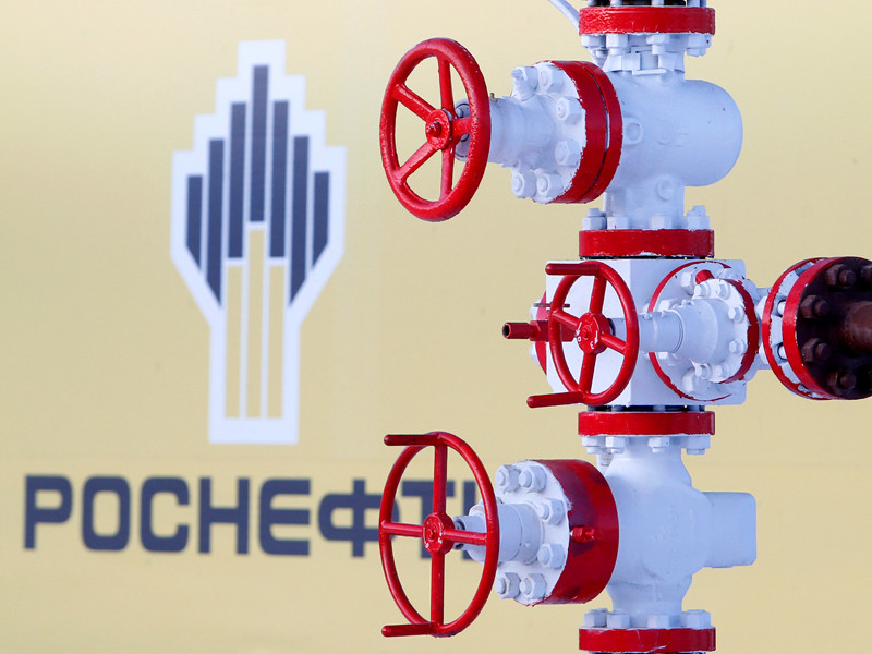 Sberbank CIB: падение курса доллара может быть связано с действиями "Роснефти"