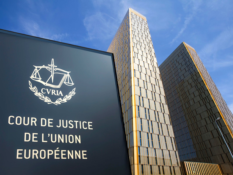 Европейский суд общей юрисдикции в Люксембурге признал законными санкции ЕС против крупнейшей нефтяной российской компании "Роснефть"
