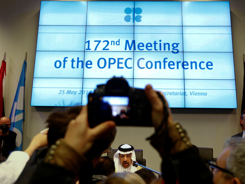 ОПЕК продлил действие соглашения о сокращении добычи нефти на девять месяцев

