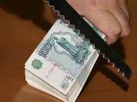 "Распил" госбюджета на госзакупках в России оценили в 2 трлн рублей в год