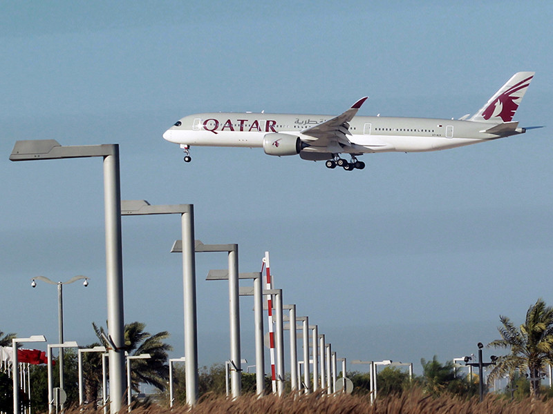 Введенная арабскими странами Персидского залива воздушная и сухопутная блокада Катара в первую очередь, как полагают, ударит по населению эмирата и по пассажирам авиакомпании Qatar Airways