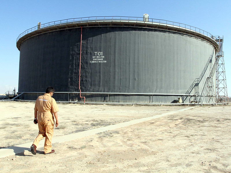 Организация стран-экспортеров нефти (ОПЕК) задумалась об ограничении добычи в Нигерии и Ливии