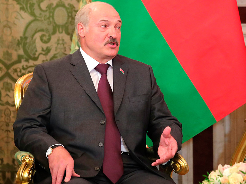 Лукашенко пообещал упростить ведение бизнеса, сохранив контроль государства над экономикой