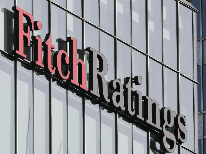 Международное рейтинговое агентство Fitch Ratings изменило прогноз рейтинга России со "стабильного" на "позитивный"