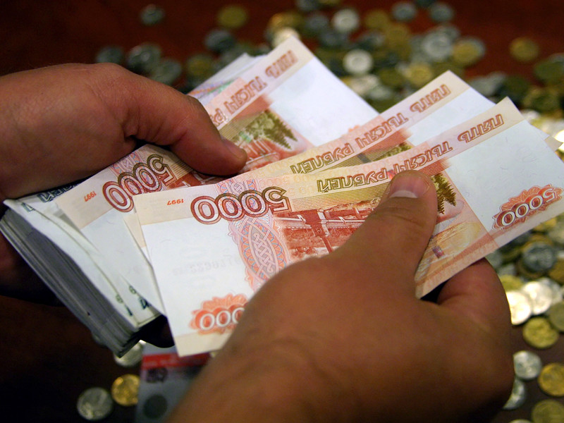Мониторинг зафиксировал снижение доли среднего класса в России