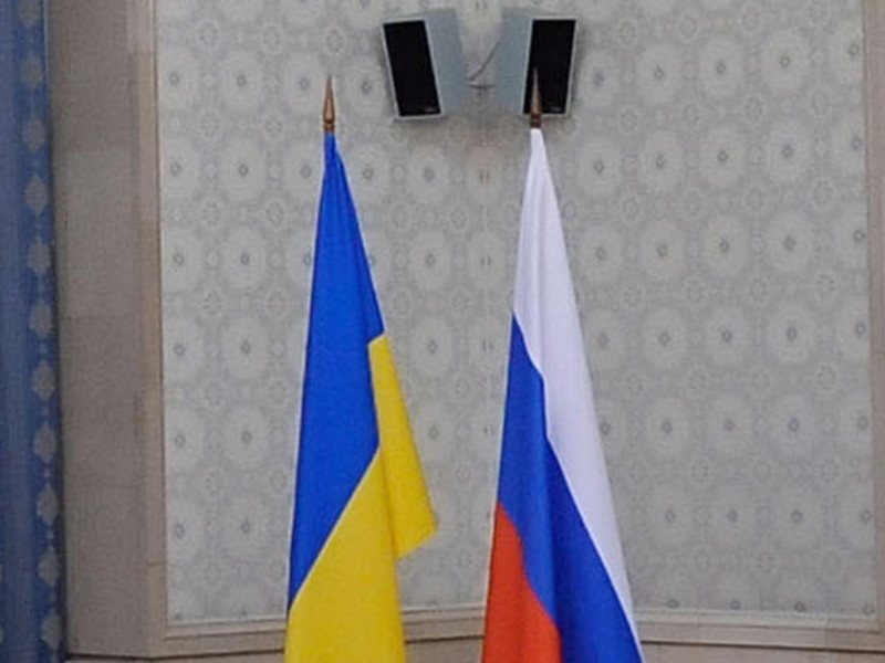 Россия и Украина неофициально обсуждают внесудебное урегулирование долга на 3 млрд долларов