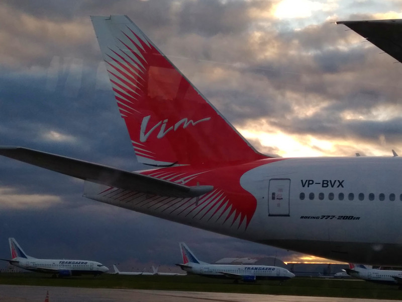 Сертификат эксплуатанта "ВИМ-Авиа", который дает компании право на осуществление полетов, аннулируют 27 октября, сообщил ТАСС источник, близкий к авиакомпании