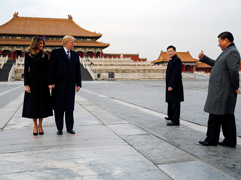 В ходе визита президента США Дональда Трампа в Китай, проходящего с 8 по 10 ноября, американские и китайские компании подписали в Пекине 19 контрактов на общую сумму в девять миллиардов долларов
