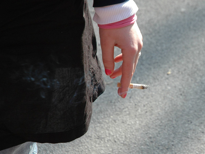 Правительство вернуло в Минздрав проект "антитабачной концепции", призванной уменьшить число курильщиков в России
