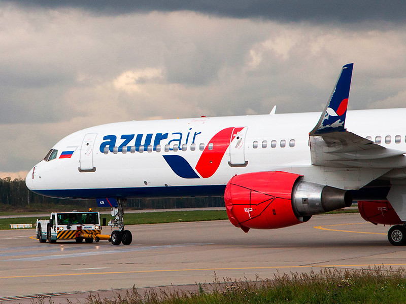Росавиация ограничила срок действия сертификата эксплуатанта крупнейшей чартерной компании России Azur Air