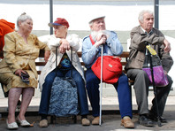 Базовая версия макропрогноза ВЭБа предсказывает начало повышения пенсионного возраста в России с 2020 года