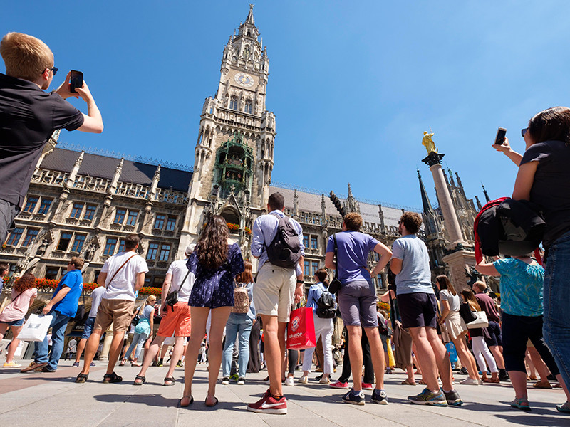 В прошлом году страны Европейского союза посетили 538 миллионов человек, что на 8% больше, чем годом ранее. На страны Европы приходится более 40% всех туристов в мире
