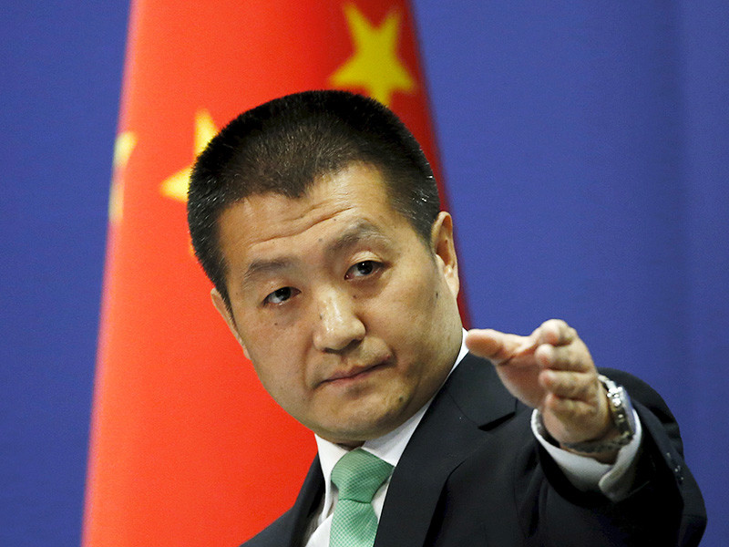 Официальный представитель китайского МИДа Лу Кан заявил, что КНР не хочет торговой войны с США, но и не боится ее