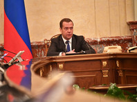 Медведев: на реализацию нового майского указа Путина нужно не менее 8 трлн рублей
