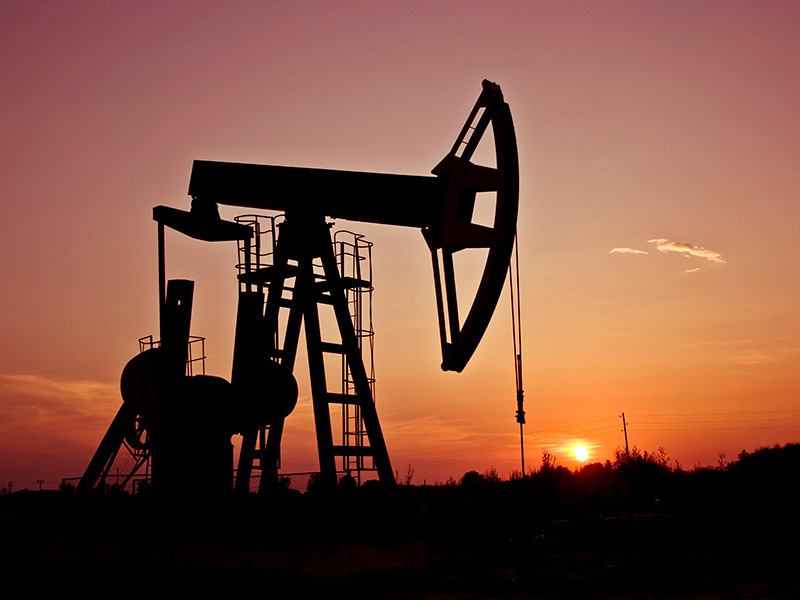 Министр энергетики Саудовской Аравии Халид аль-Фалих в ходе выступления на Петербургском международном экономическом форуме (ПМЭФ) заявил, что увеличение добычи нефти в рамках сделки ОПЕК+ может начаться во втором полугодии
